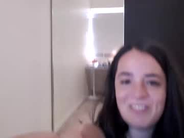 girl Sex Chat On The Web with melaniebiche