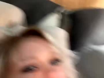 couple Sex Chat On The Web with missmeow2813