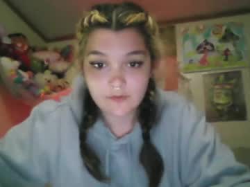 girl Sex Chat On The Web with dinolover04